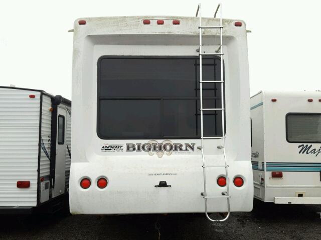 5SFBG3521BE222145 - 2011 BIGH 3185RL WHITE photo 5