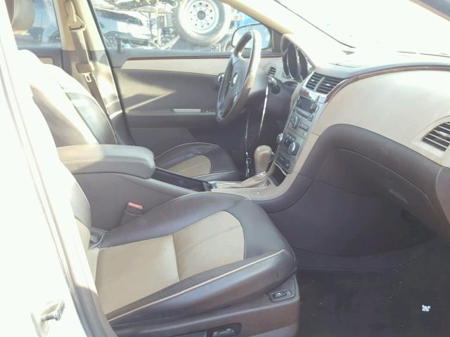 1G1ZE5E72BF304239 - 2011 CHEVROLET MALIBU LTZ 白色 照片 5