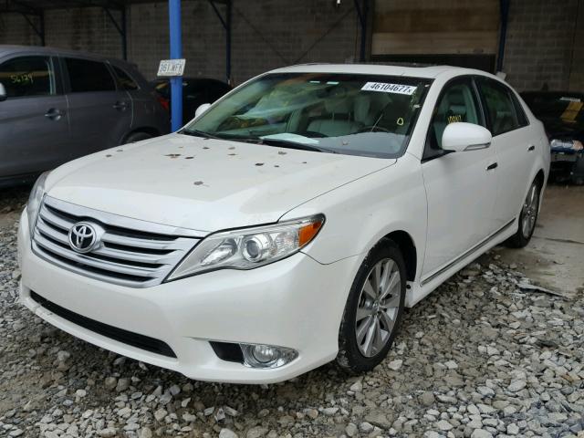 4T1BK3DB6BU394756 - 2011 TOYOTA AVALON BAS WHITE photo 2