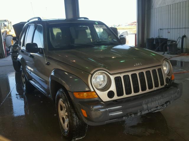 1J4GL48K45W511664 - 2005 JEEP LIBERTY SP GREEN photo 1