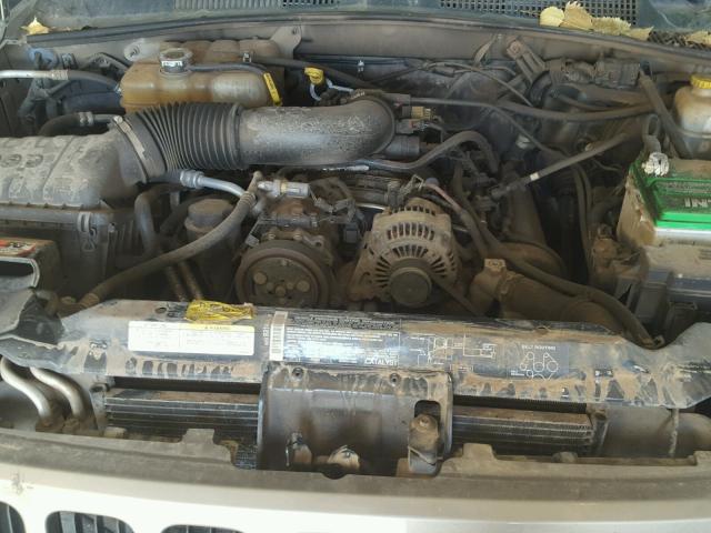 1J4GL48K45W511664 - 2005 JEEP LIBERTY SP GREEN photo 7