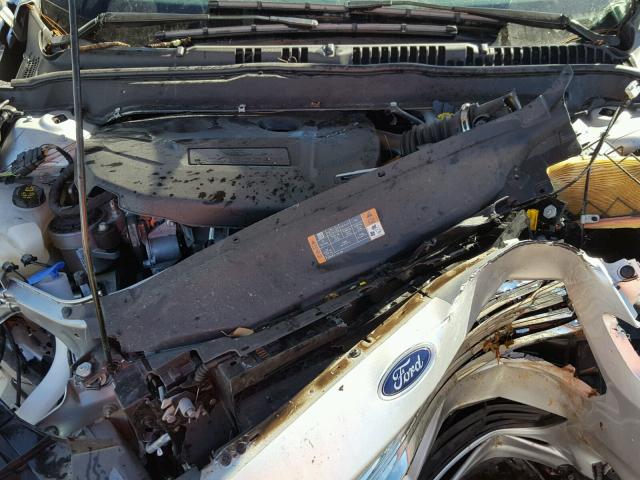 3FA6P0H92GR394643 - 2016 FORD FUSION SE SILVER photo 7
