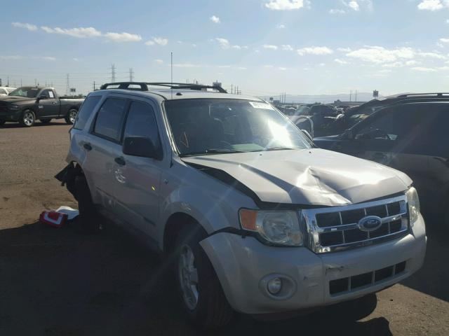 1FMCU03138KD77553 - 2008 FORD ESCAPE WHITE photo 1