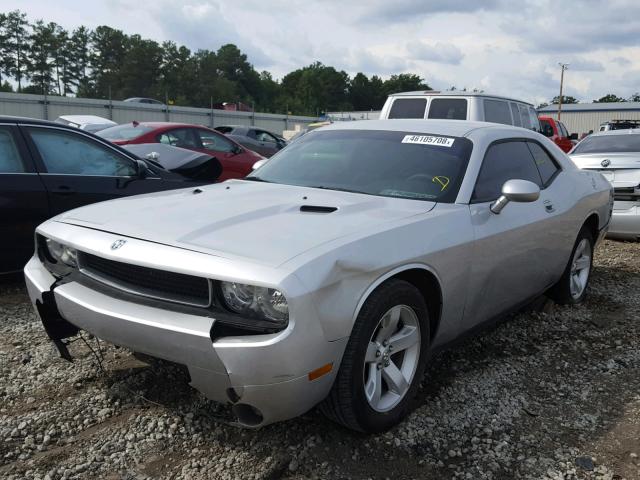 2B3CJ4DV0AH275387 - 2010 DODGE CHALLENGER SILVER photo 2