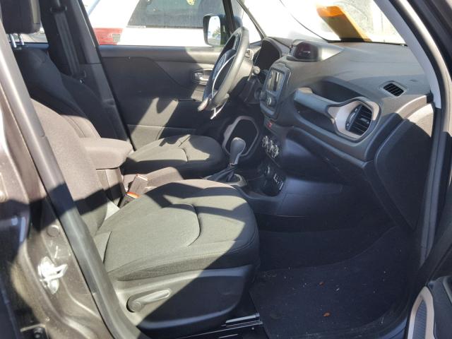 ZACCJBAB7HPG28830 - 2017 JEEP RENEGADE S 灰色 照片 5