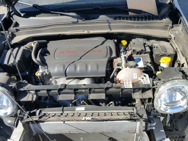 ZACCJBAB7HPG28830 - 2017 JEEP RENEGADE S 灰色 照片 7