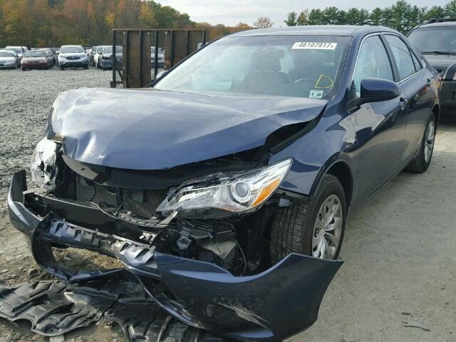 4T4BF1FK1FR491414 - 2015 TOYOTA CAMRY LE 蓝色 照片 2