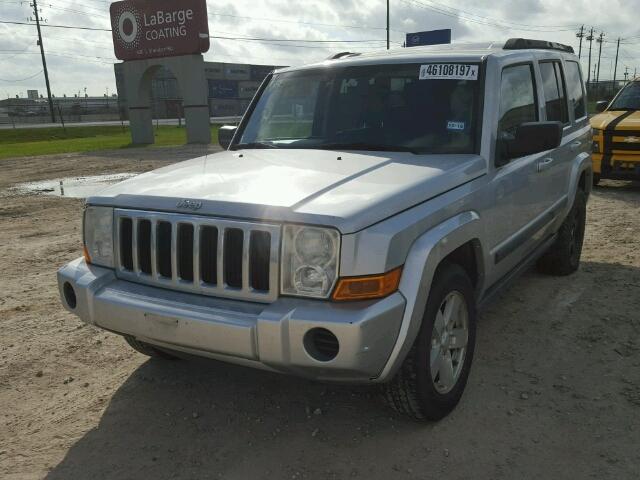 1J8HG48K07C562770 - 2007 JEEP COMMANDER SILVER photo 2