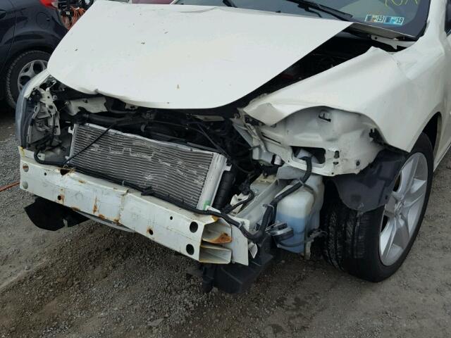 1G1ZC5E04CF303040 - 2012 CHEVROLET MALIBU 1LT თეთრი ფოტო 9