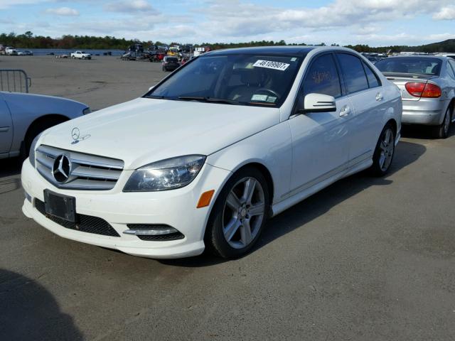 WDDGF8BB9BR159212 - 2011 MERCEDES-BENZ C 300 4MAT WHITE photo 2