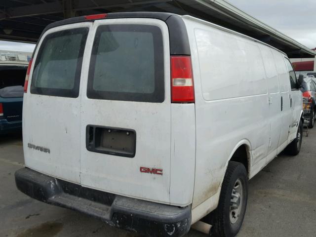 1GTGG29U061116412 - 2006 GMC SAVANA G25 WHITE photo 4