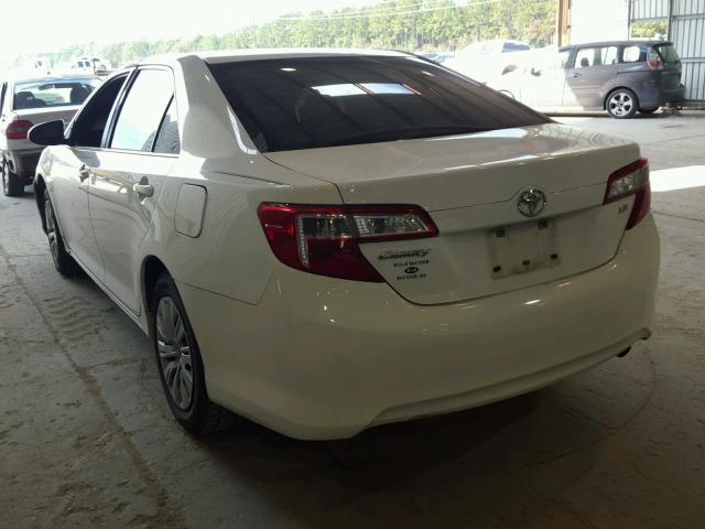 4T1BF1FK0DU253951 - 2013 TOYOTA CAMRY L WHITE photo 3