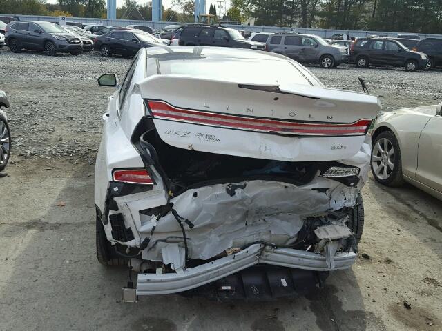 3LN6L5EC5HR622134 - 2017 LINCOLN MKZ RESERV WHITE photo 9