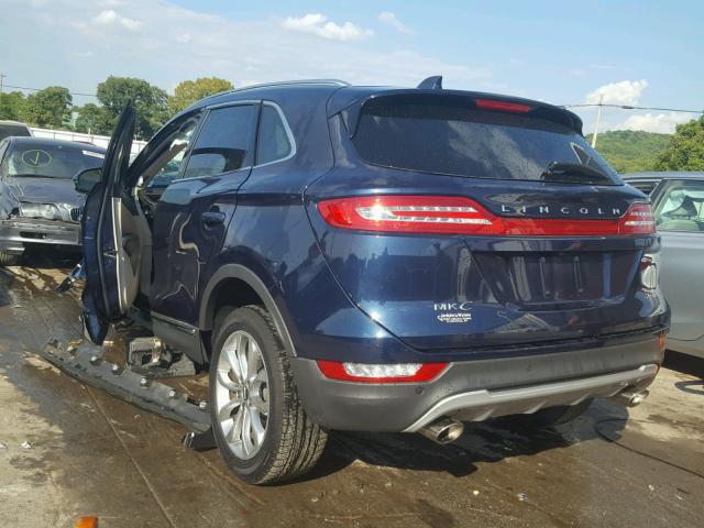 5LMCJ2C93HUL62885 - 2017 LINCOLN MKC SELECT ლურჯი ფოტო 3