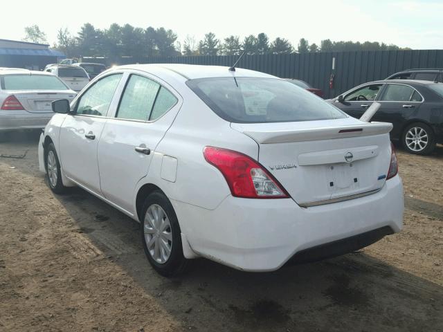 3N1CN7AP7GL878205 - 2016 NISSAN VERSA S WHITE photo 3