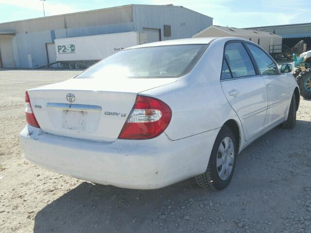 4T1BE32K74U358362 - 2004 TOYOTA CAMRY LE WHITE photo 4