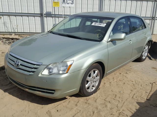 4T1BK36B76U162038 - 2006 TOYOTA AVALON GREEN photo 2