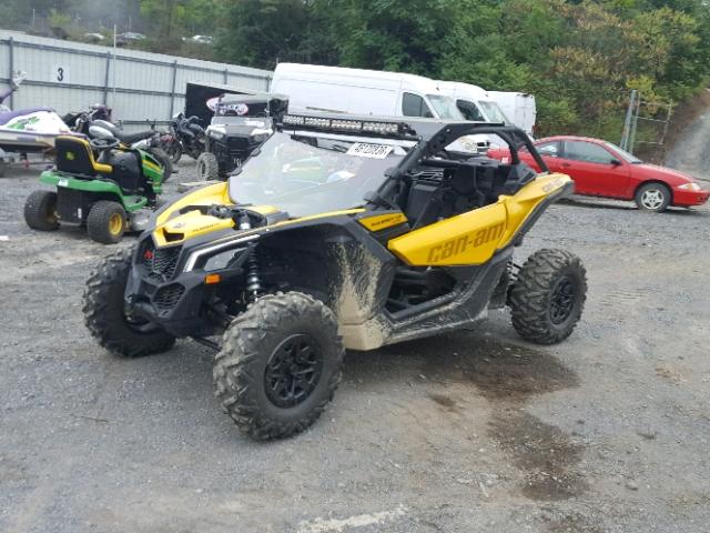 3JBVDAW44JK000381 - 2018 CAN-AM MAVERICK X TWO TONE photo 2