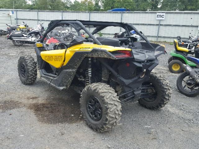 3JBVDAW44JK000381 - 2018 CAN-AM MAVERICK X TWO TONE photo 3