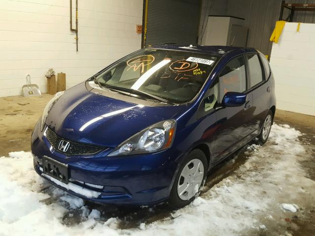 JHMGE8H39DC003401 - 2013 HONDA FIT BLUE photo 2