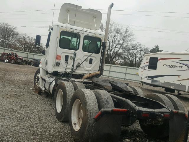 1FUJGBDV5BLAX7803 - 2011 FREIGHTLINER CASCADIA 1 WHITE photo 3