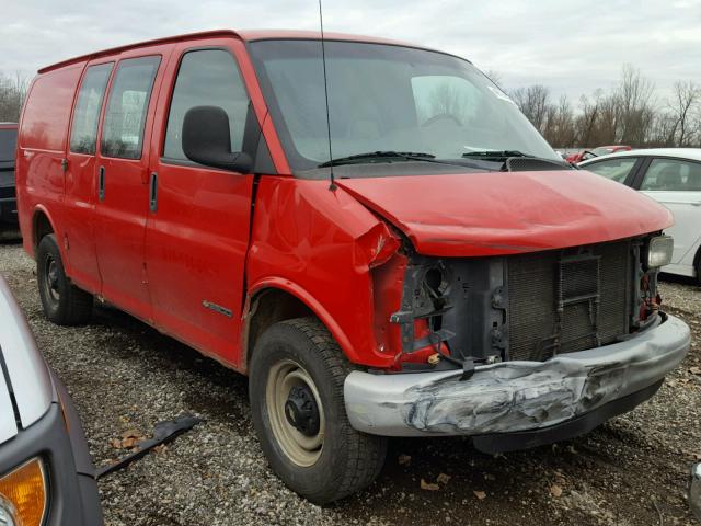 1GCHG35R321236534 - 2002 CHEVROLET EXPRESS G3 RED photo 1