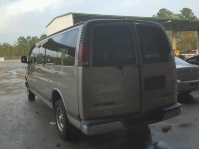 1GAGG29R221220804 - 2002 CHEVROLET EXPRESS G2 GOLD photo 3