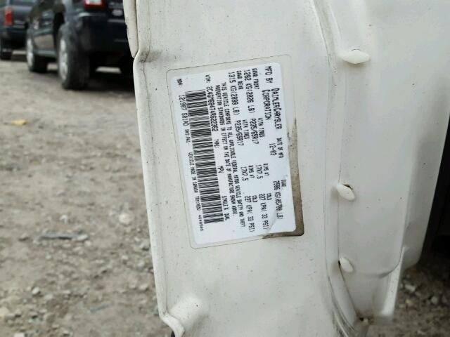 2C4GM68474R622362 - 2004 CHRYSLER PACIFICA WHITE photo 10