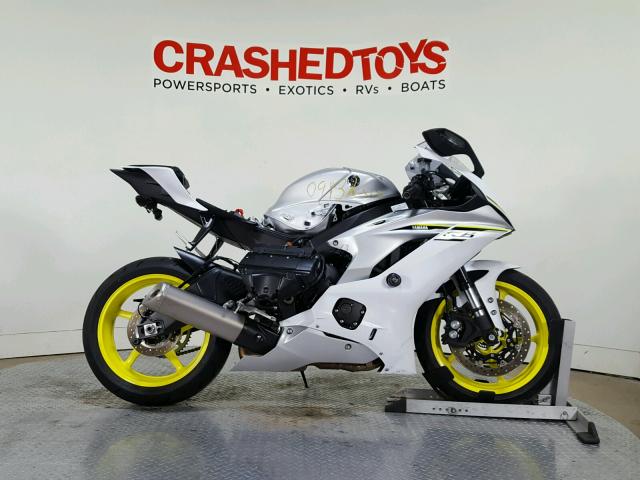 JYARJ28E7HA001180 - 2017 YAMAHA YZFR6 WHITE photo 1