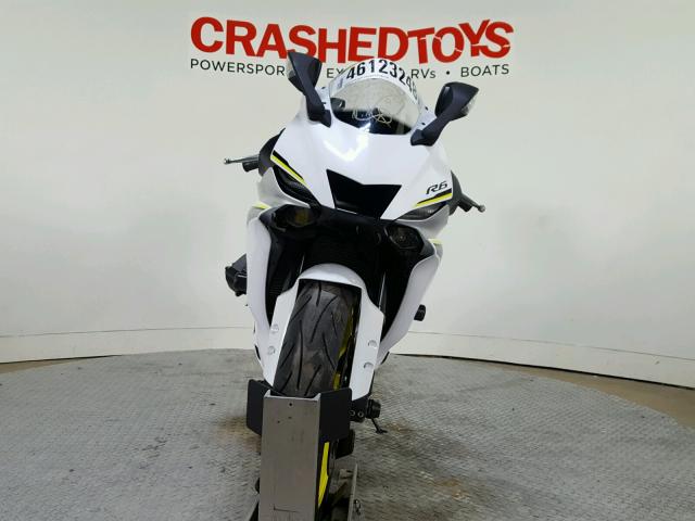 JYARJ28E7HA001180 - 2017 YAMAHA YZFR6 WHITE photo 3