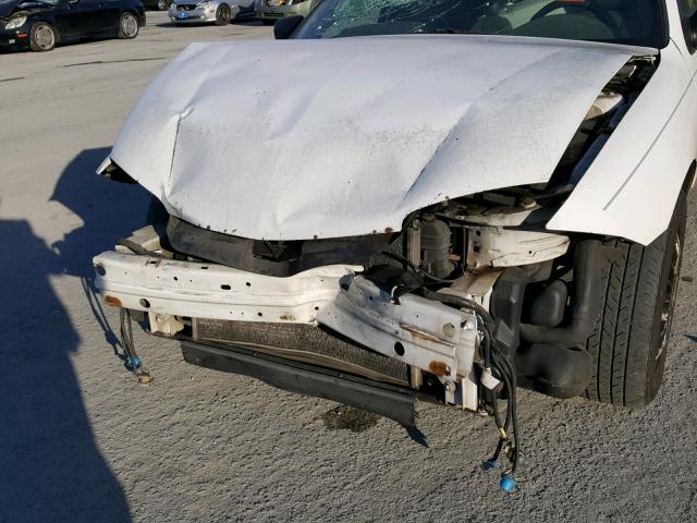 1G1JC52F437108104 - 2003 CHEVROLET CAVALIER WHITE photo 9