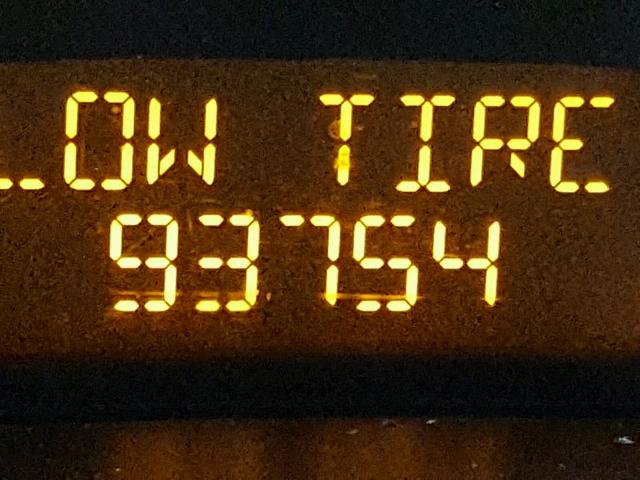 1GCHTDFE6C8169837 - 2012 CHEVROLET COLORADO L WHITE photo 8