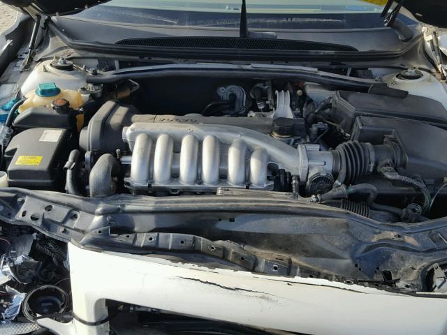 YV1TS92D741340364 - 2004 VOLVO S80 WHITE photo 7