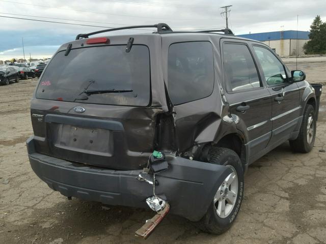 1FMYU03Z47KC05591 - 2007 FORD ESCAPE XLT BROWN photo 4