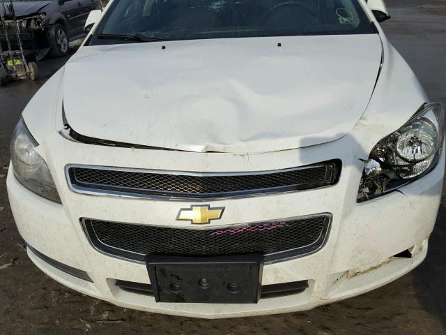 1G1ZC5E14BF210669 - 2011 CHEVROLET MALIBU 1LT WHITE photo 9