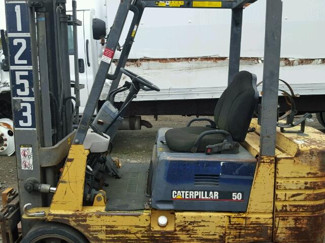 4EM04546 - 1996 CATERPILLAR FORKLIFT YELLOW photo 5