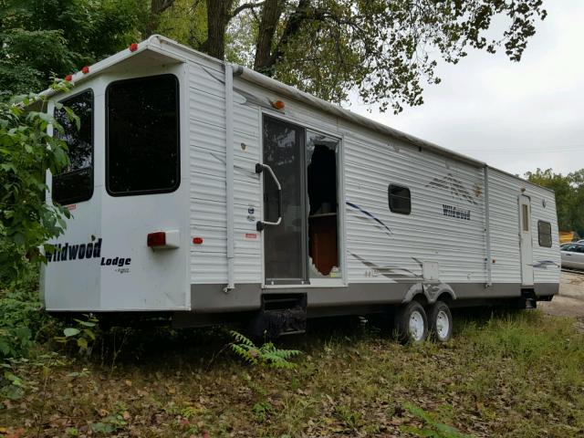 4X4TWDR25AM050243 - 2010 CHALET WILDWOOD WHITE photo 4