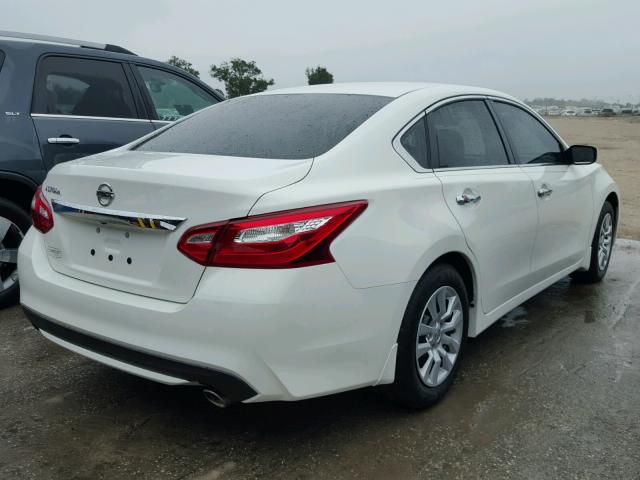 1N4AL3AP8HC252328 - 2017 NISSAN ALTIMA 2.5 WHITE photo 4