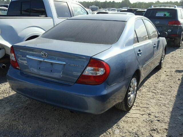 4T1BE32KX2U555569 - 2002 TOYOTA CAMRY BLUE photo 4