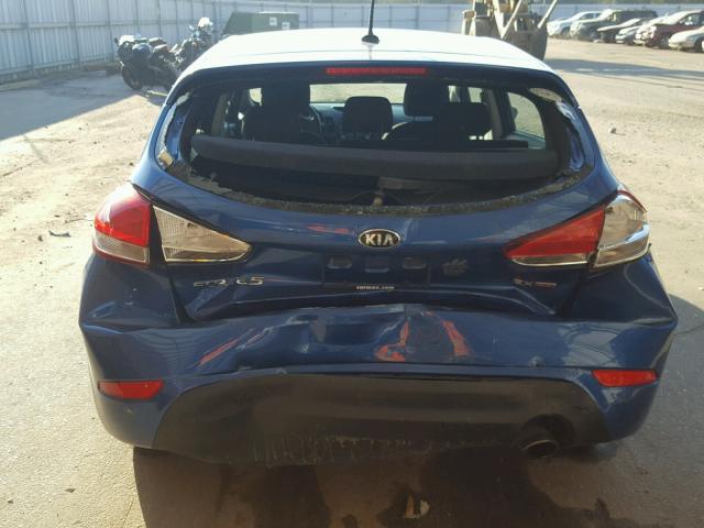 KNAFX5A82E5163358 - 2014 KIA FORTE EX BLUE photo 9