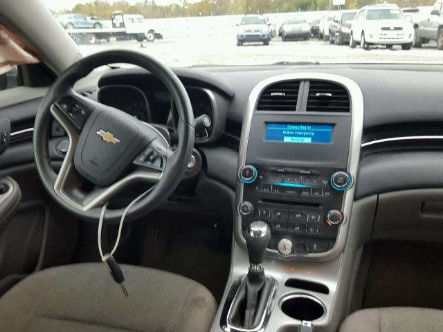 1G11B5SL3FU119237 - 2015 CHEVROLET MALIBU LS WHITE photo 9