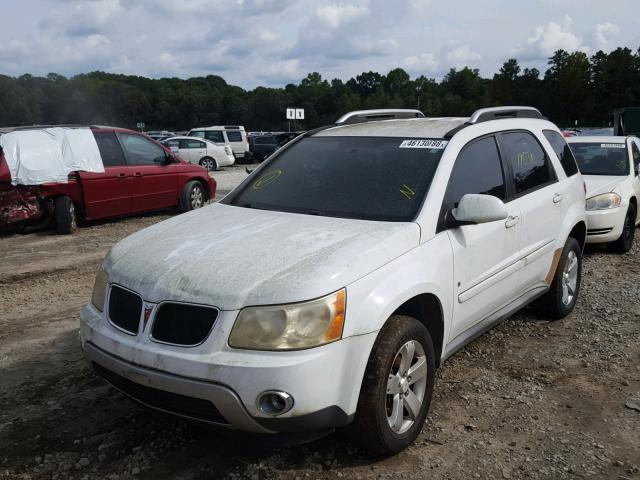 2CKDL63F266068062 - 2006 PONTIAC TORRENT WHITE photo 2