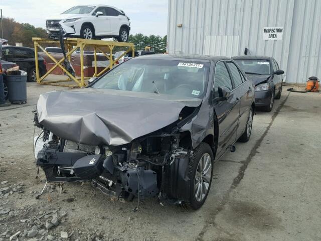 4T1BF1FK8HU733516 - 2017 TOYOTA CAMRY LE BROWN photo 2