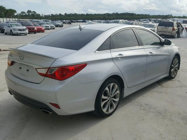 5NPEC4AC3EH886239 - 2014 HYUNDAI SONATA SE SILVER photo 4