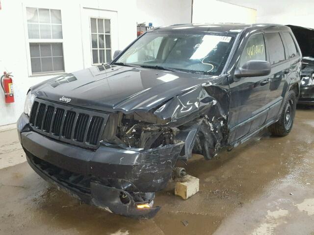 1J8GR48K68C240691 - 2008 JEEP GRAND CHER BLACK photo 2