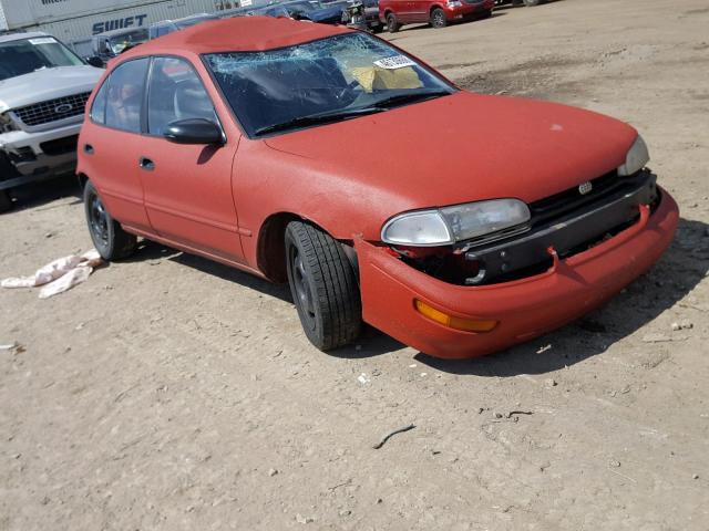 1Y1SK5367PZ024264 - 1993 GEO PRIZM BASE 红色 照片 1