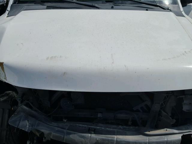 5N1BA0ND0AN604990 - 2010 NISSAN ARMADA SE WHITE photo 7