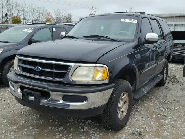 1FMRU18W4WLC41623 - 1998 FORD EXPEDITION BLACK photo 2