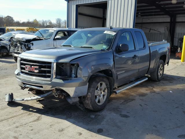 1GTR2VE37BZ181095 - 2011 GMC SIERRA K15 GRAY photo 2