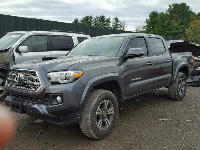 3TMCZ5AN2HM070036 - 2017 TOYOTA TACOMA DOU CHARCOAL photo 2